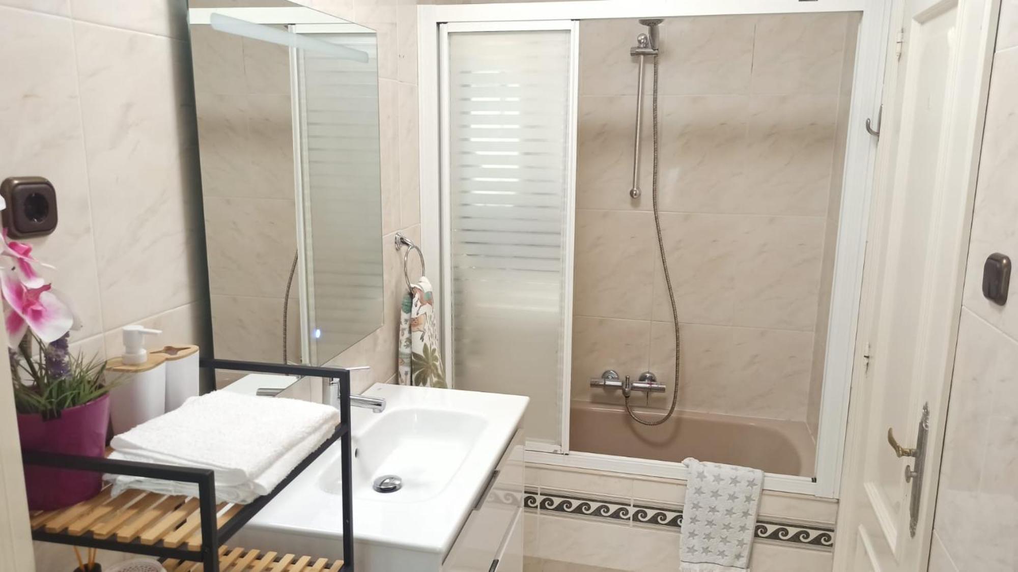 Ohana, Apartamento-Parking Privado Gratis-Centrico-Wifi-Ascensor-Sin Cuestas-82M2 베르메오 외부 사진